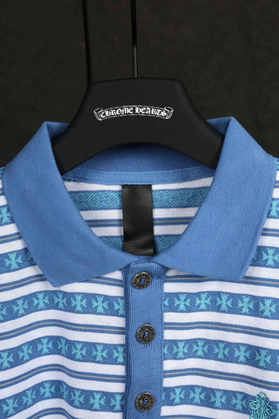 P210 Actual photo [Popular item] Code: 25020# Color: Black/Pink/Blue Size: S to - CH Croix heart niche design cross jacquard striped long sleeves brings striped Polo to Next Levels. Loose fit. Same style for men and women. Lazy and casual. Street style. Three colors. Customized style.